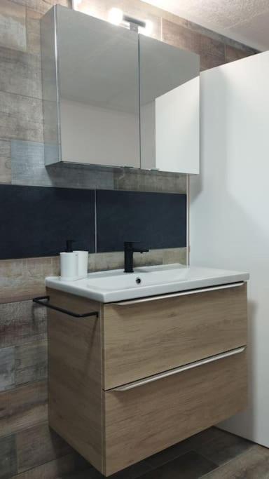 Studio 1 Etoile Paisible,4 Couchages,Jardin Prive Les Adrets-de-l'Esterel Ngoại thất bức ảnh
